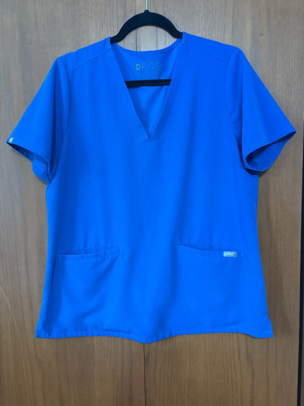 Figs Casma 3 Pocket Scrub Top Women's Size Large Royal Blue
